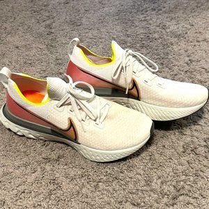 Nike React Infinity Run Platinum Tint Pink Blast Size 11